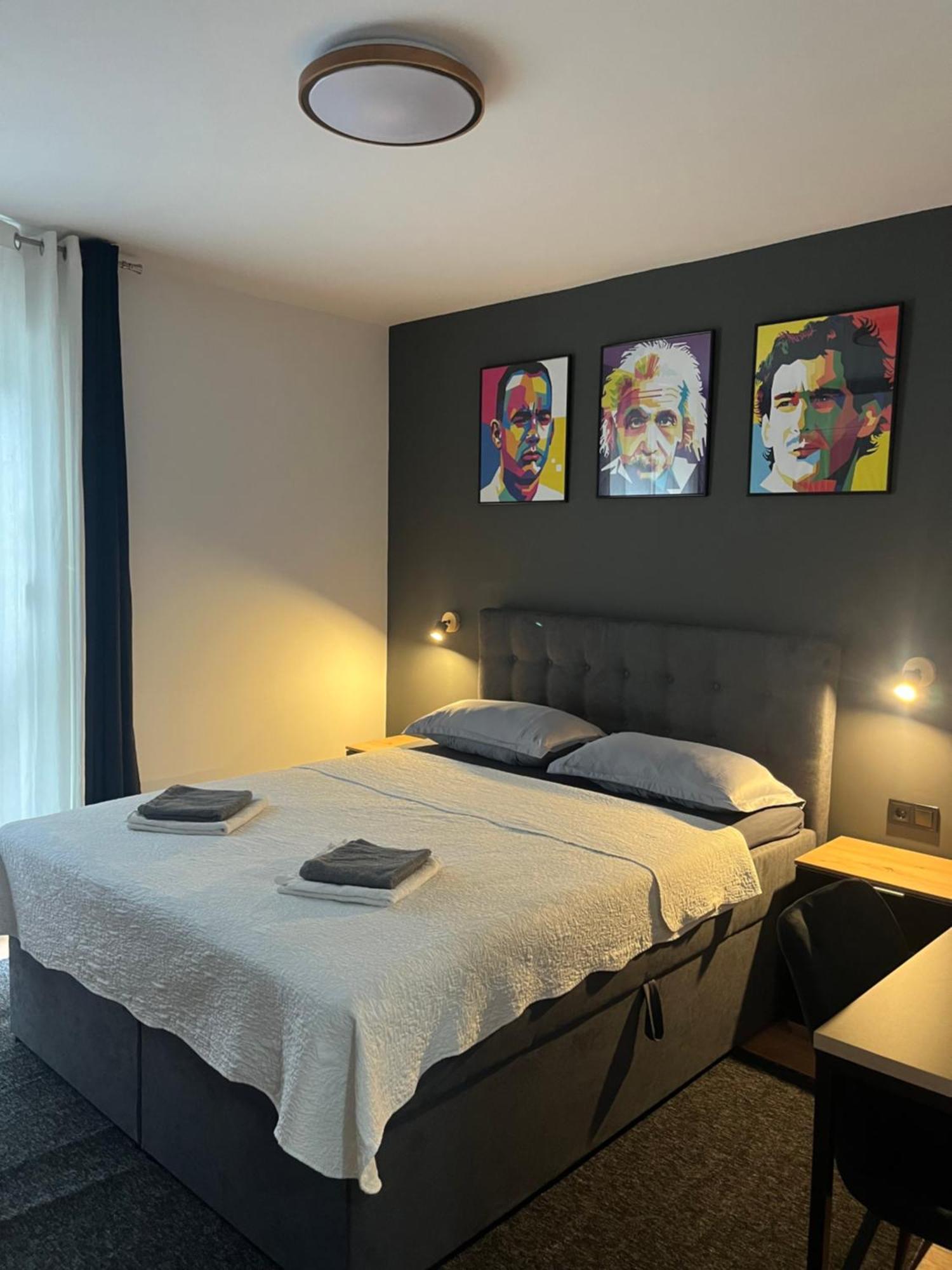 Hall Of Fame -Center Apartment Split Luaran gambar